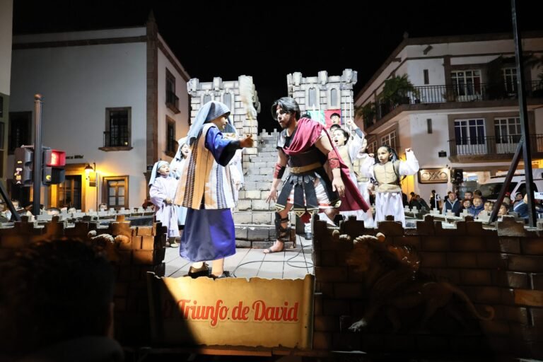 Viven-en-familia-el-tradicional-recorrido-de-los-Carros-Bíblicos-5-scaled